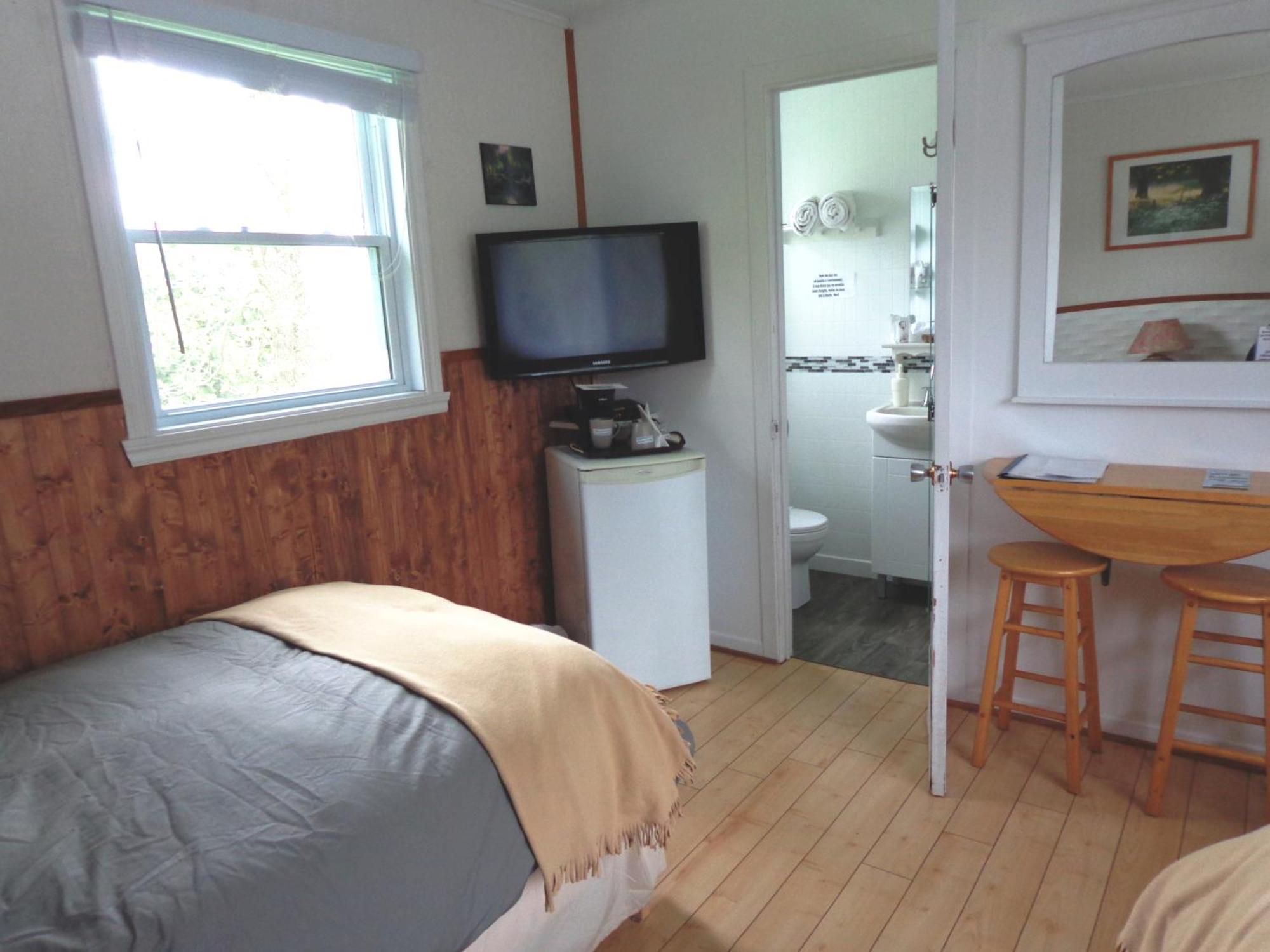 Motel Des Deux Lacs Waterloo Стая снимка